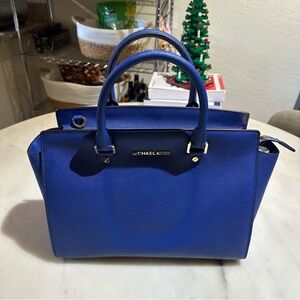 Michael Kors Selma Bag